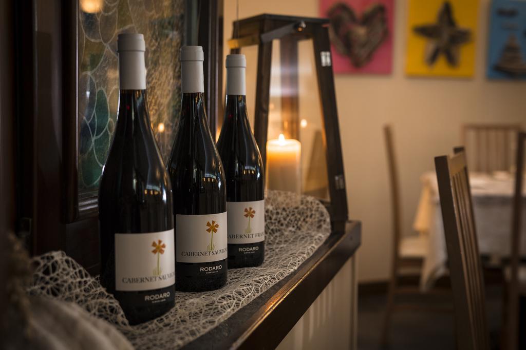 Hotel Ristorante Cigno - Camere And Aparthotel 拉提萨那 外观 照片
